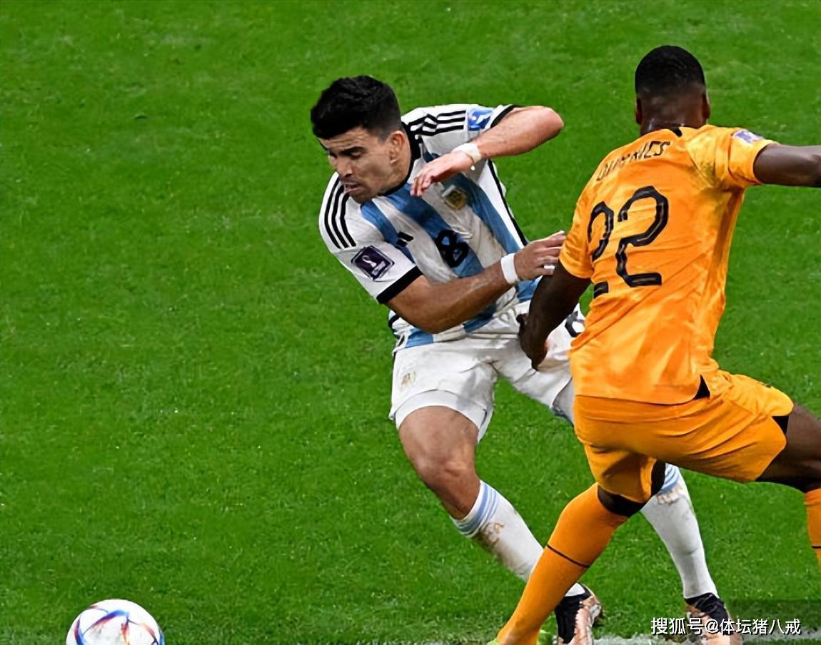 包含荷兰男子足球队摘金，韩国女子队士气高昂的词条