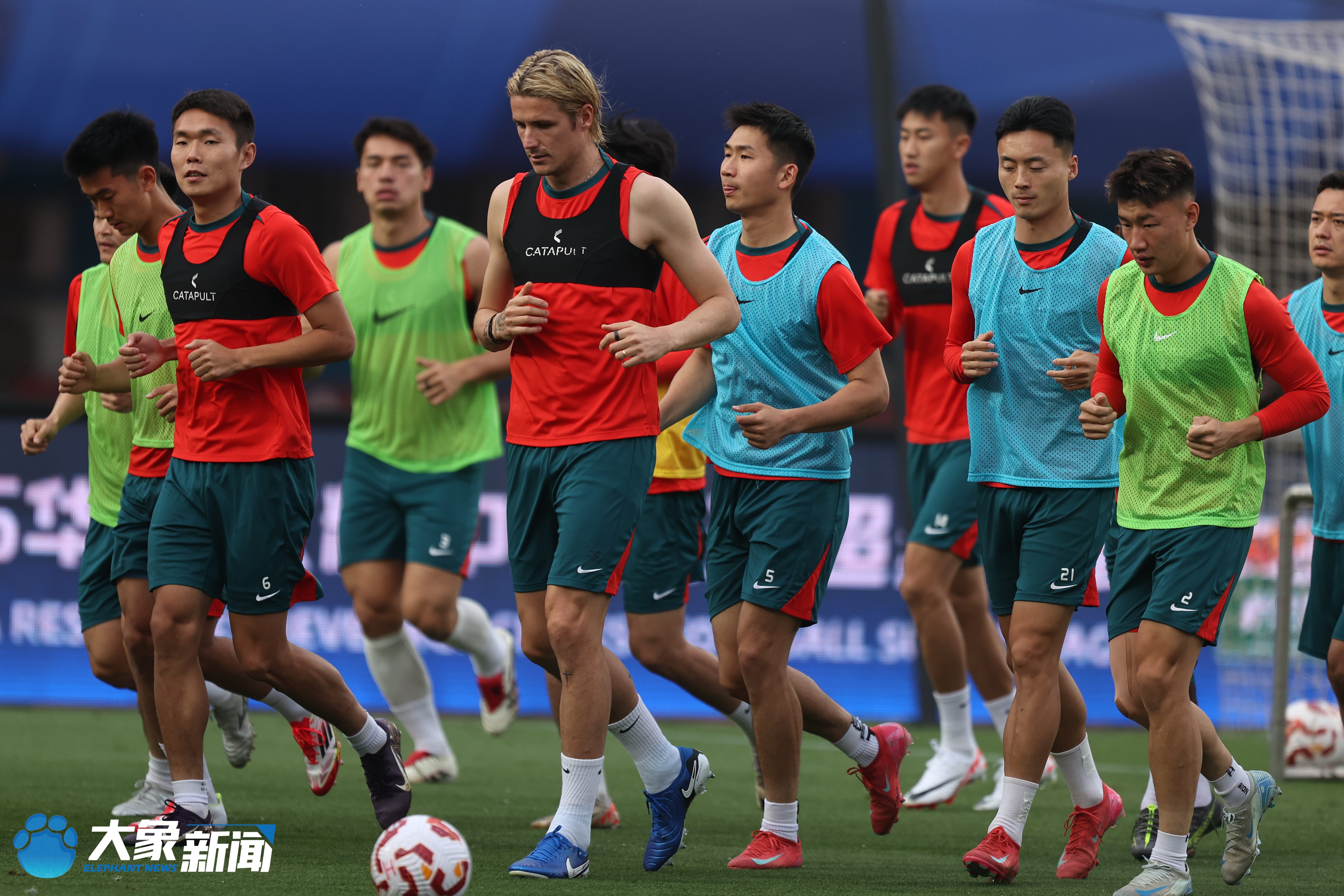 河南队积极备战，以最佳状态迎接比赛的简单介绍