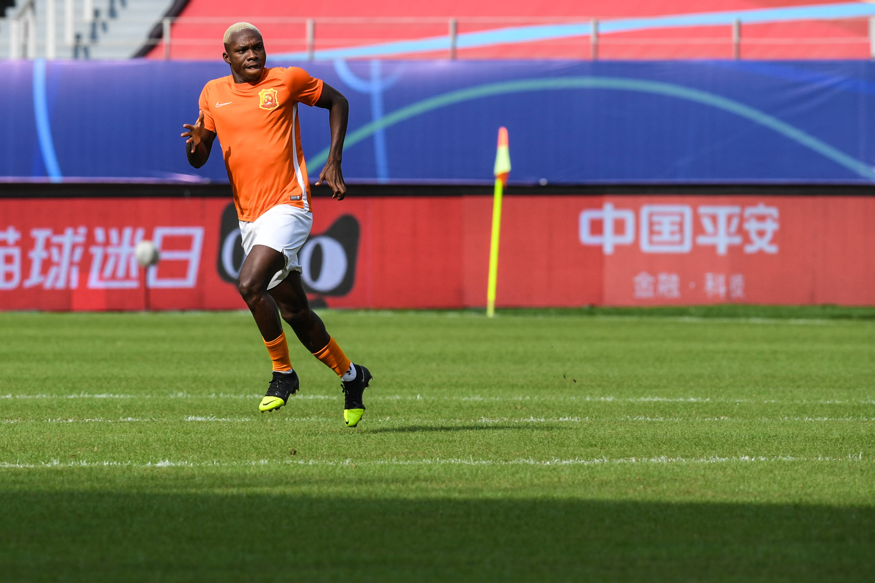 武汉卓尔主场不敌天津泰达，遗憾失分的简单介绍