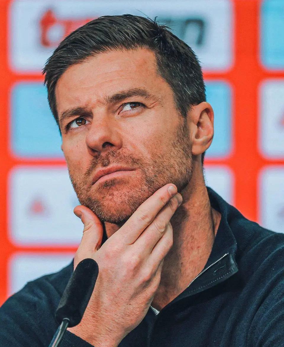 包含勒沃库森客场逆转战胜，喜迎一胜的词条