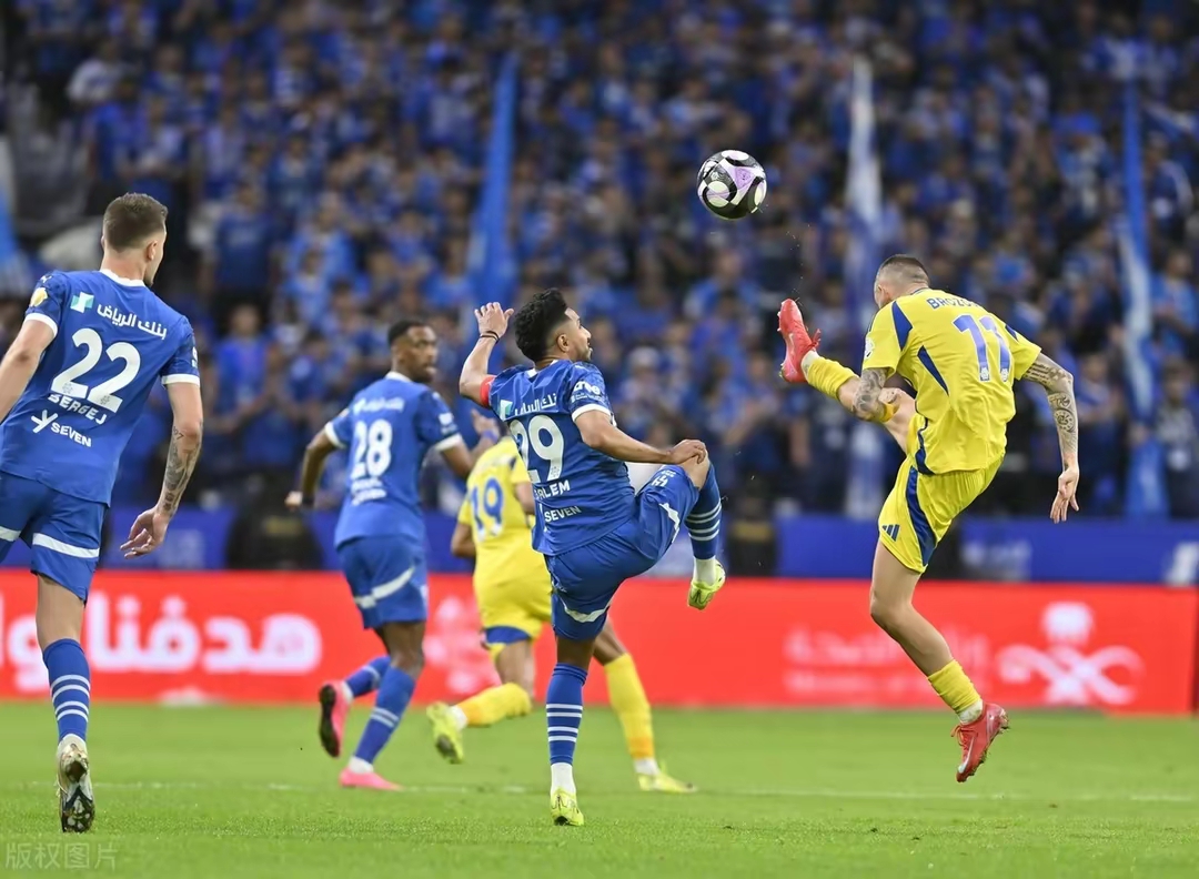 开云体育APP下载-沙尔克客场战平对手取得平局