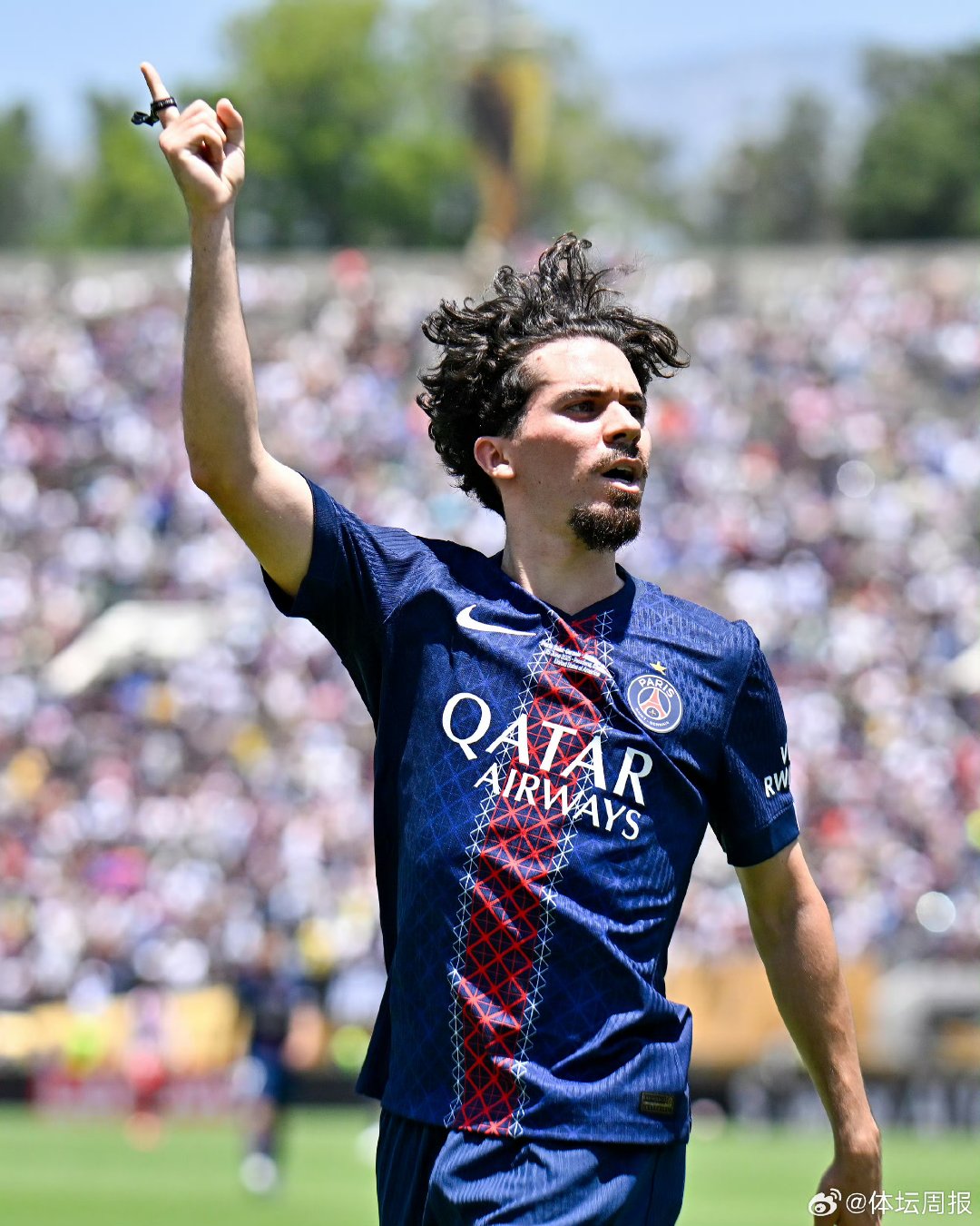 包含里尔队大胜亚眠,保持豪门风范的词条 包含里尔队大胜亚眠,保持豪门风范的词条