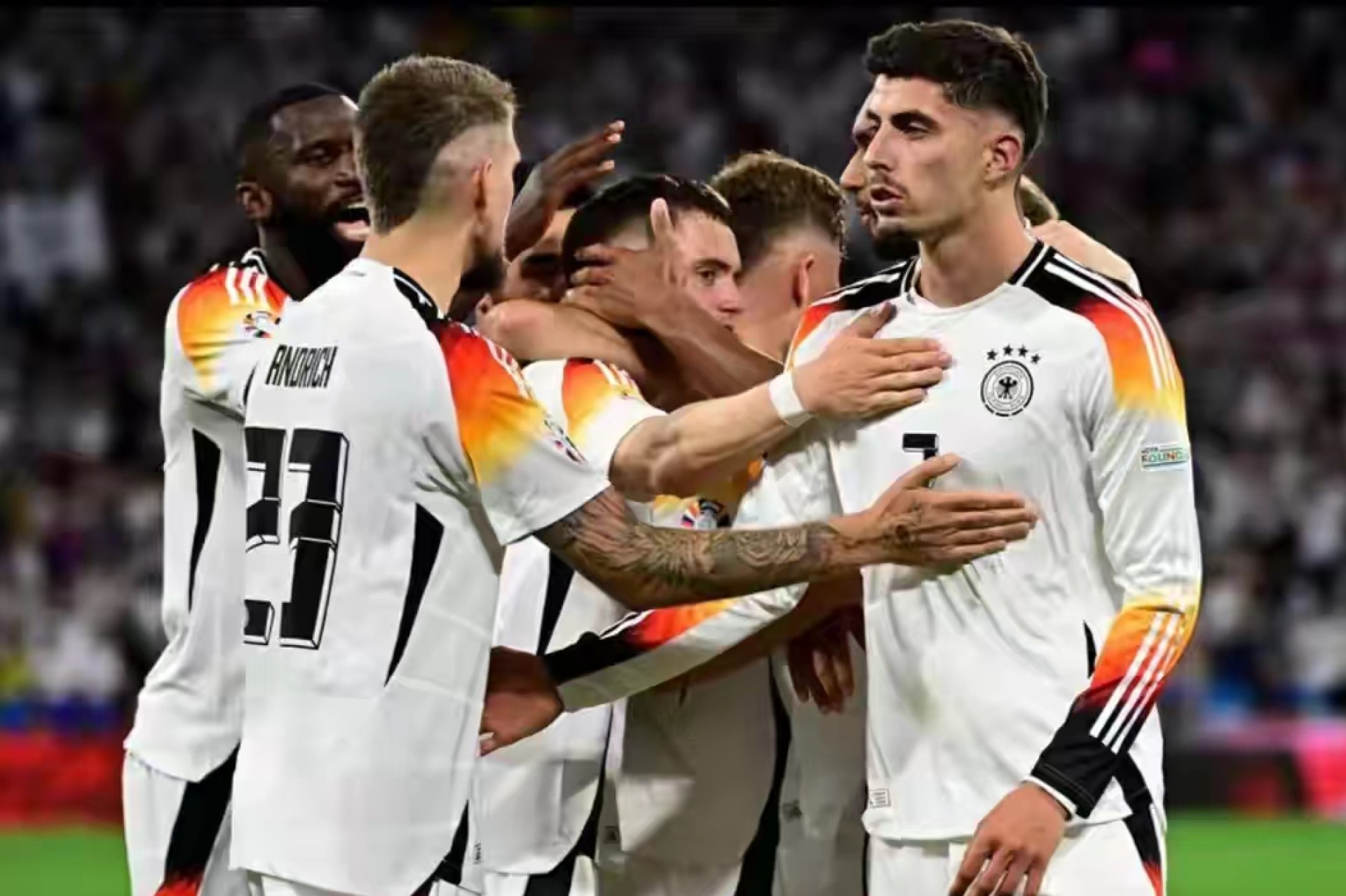 包含德国在关键时刻击败英格兰，取得欧锦赛半决赛资格的词条